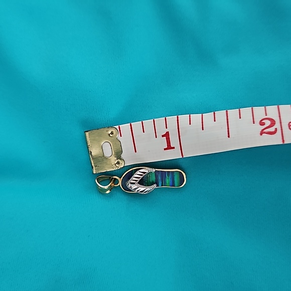 14kt Flip Flop Pendant - Picture 3 of 5